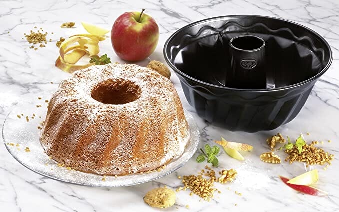 Oetker Bundt Cake Tin Black 24cm - Main Image
