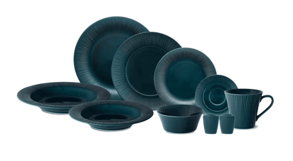 Noritake Daily Use Dinner Set 40 Pieces Dark Green Porcelain