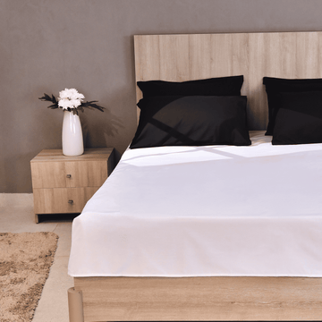 Senzo -  Flat Bed Sheet Set White & Black 5 Pieces - 240x260cm - 250 TC